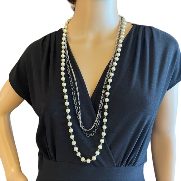 Vintage Inspired Long Pearl and Chain Necklace Elegant Layered Design 34" Length - Picture 1 of 10